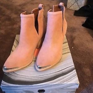 Jeffrey Campbell Cromwell Blush Bootie 7.5 NEW!!